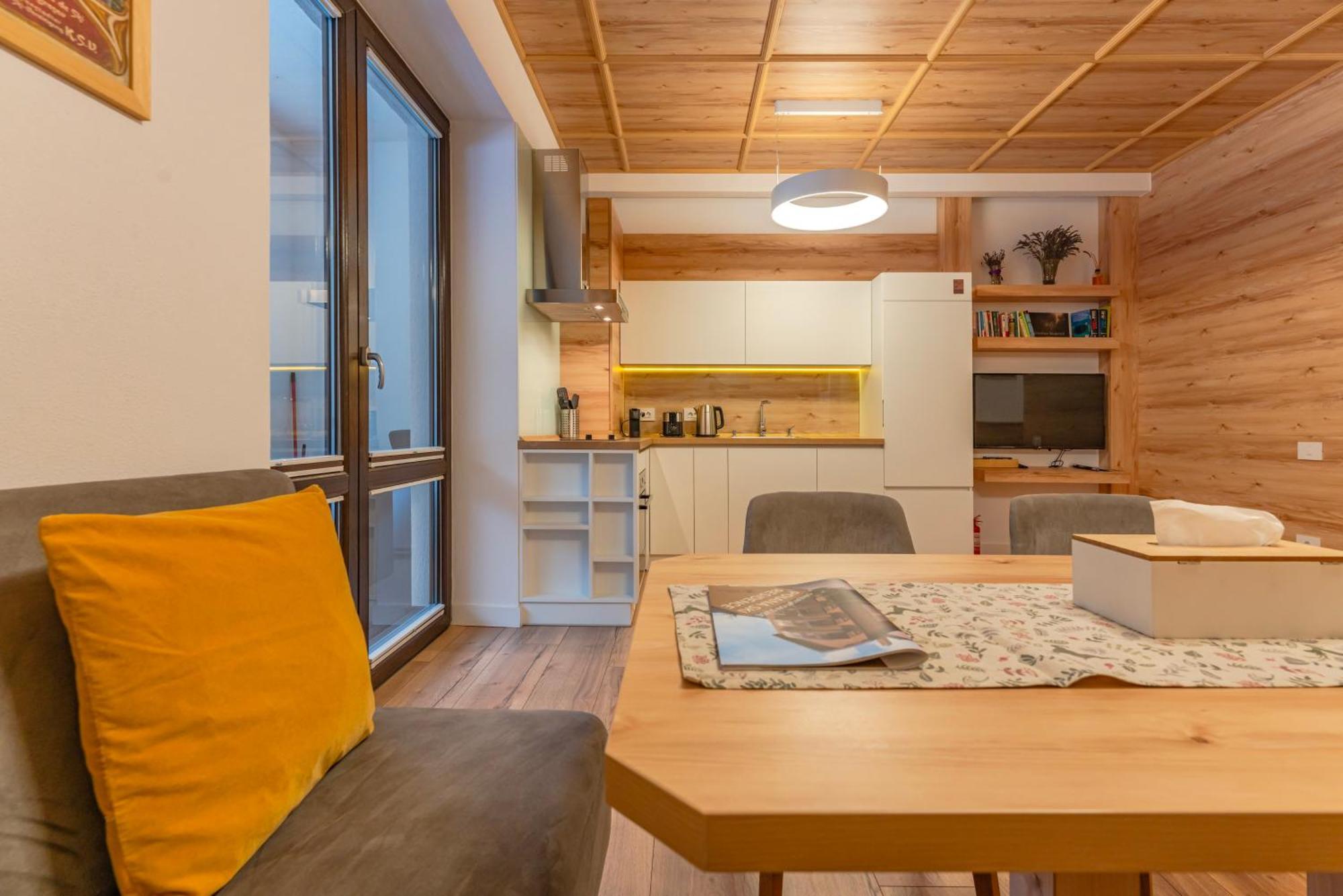 פויאנה ברשוב Poiana Ski Residence Apartment 5 מראה חיצוני תמונה