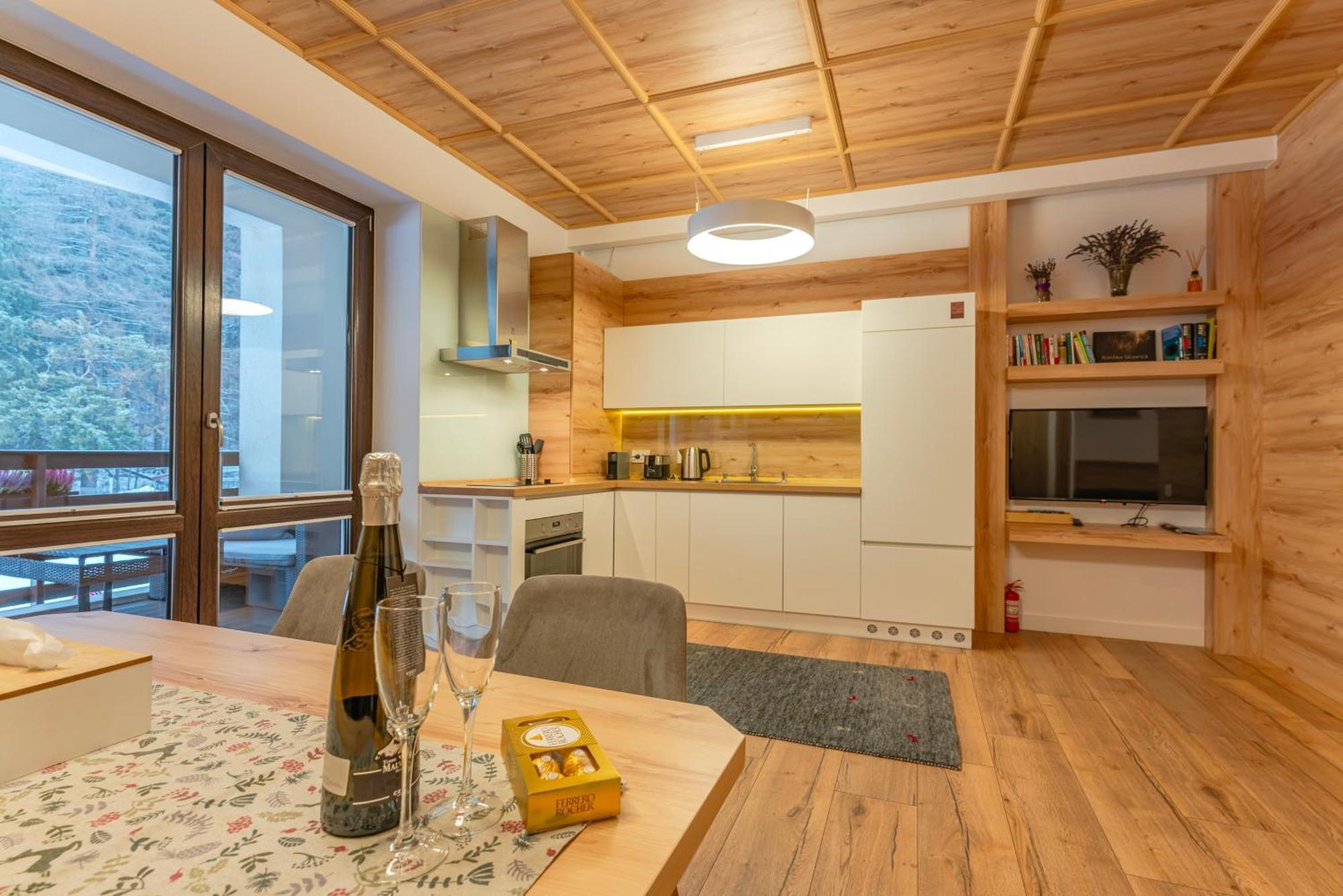 פויאנה ברשוב Poiana Ski Residence Apartment 5 מראה חיצוני תמונה